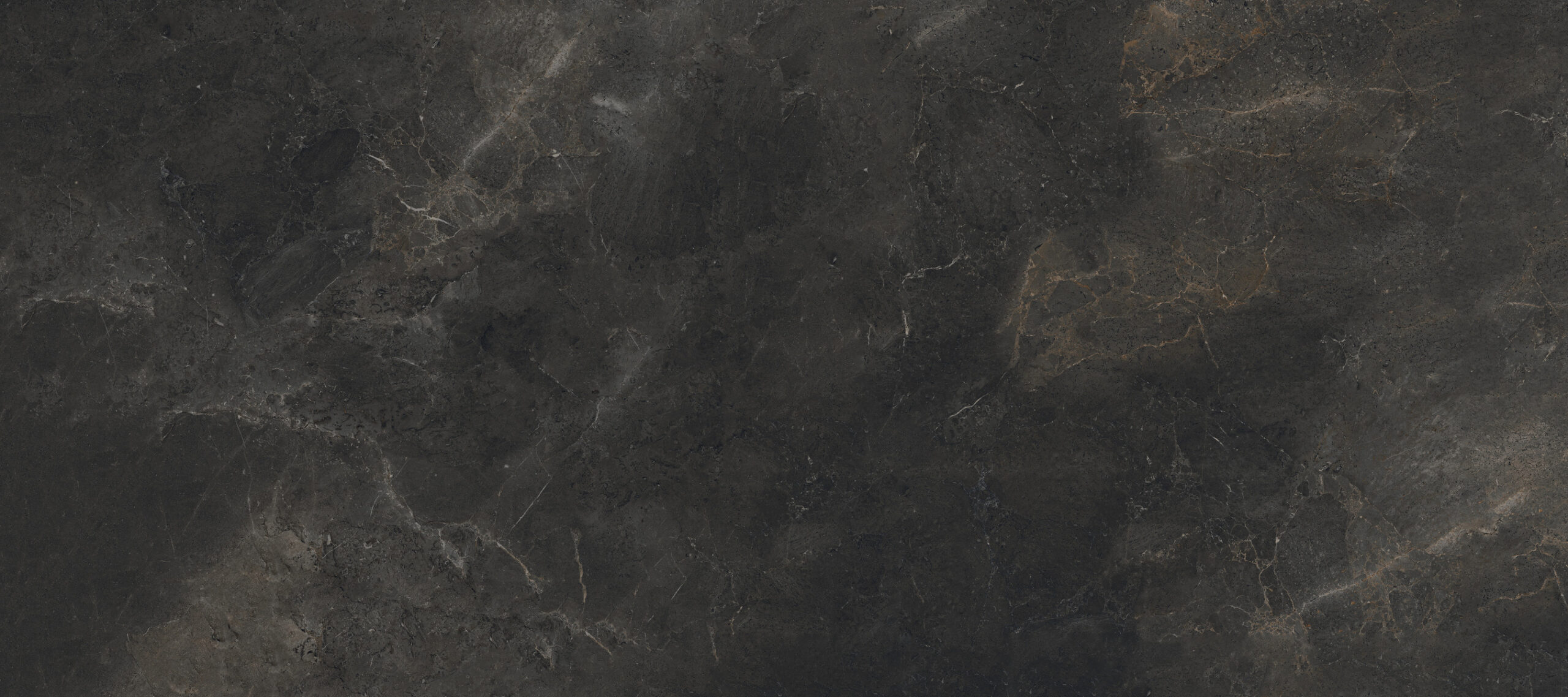 mystic black naturale sq.